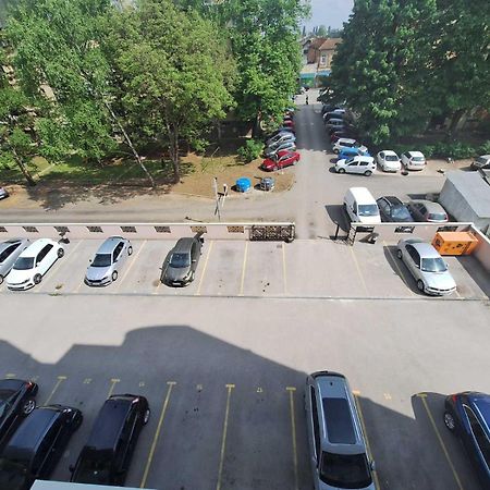 Apartamento San Čačak Exterior foto