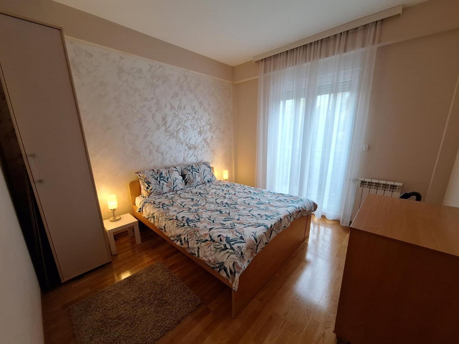Apartamento San Čačak Exterior foto