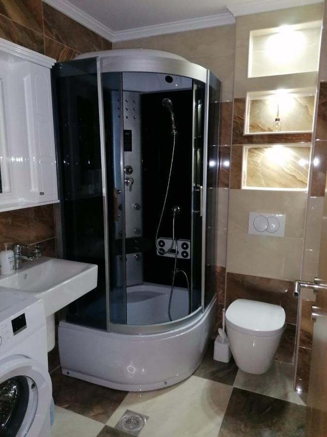 Apartamento San Čačak Exterior foto